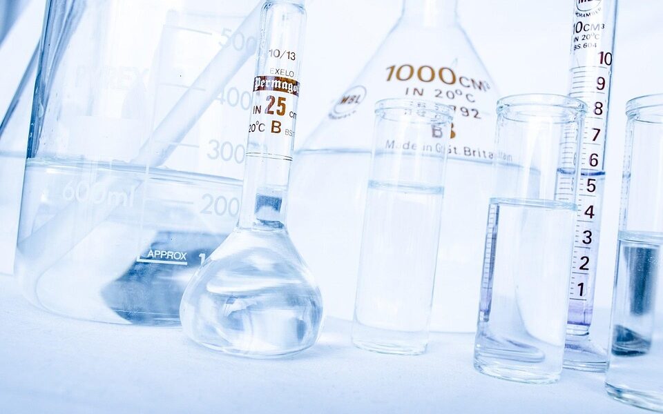 Chemical Peel vs Microdermabrasion: Expert Guide to Radiant Skin